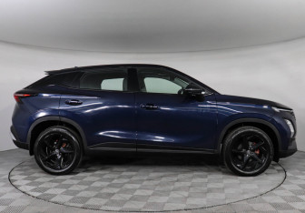 Подержанный автомобиль Omoda C5 2024 года (4 фото)