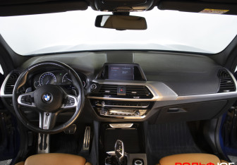 Подержанный автомобиль BMW X3 2018 года (13 фото)
