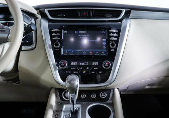 Подержанный автомобиль Nissan Murano Suv 2019 года (14 фото)