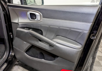 Подержанный автомобиль Kia Sorento 2020 года (24 фото)