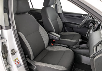 Подержанный автомобиль Skoda Rapid Liftback 2021 года (24 фото)