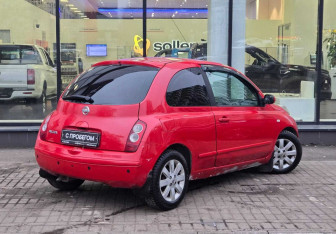 Подержанный автомобиль Nissan Micra Hatchback 2007 года (8 фото)