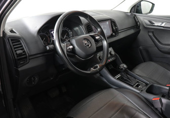 Подержанный автомобиль Skoda Karoq 2021 года (9 фото)