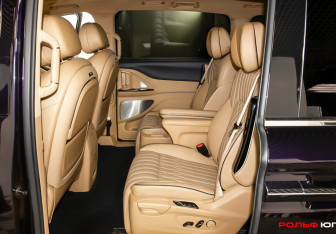 Подержанный автомобиль Voyah Dream 2023 года (8 фото)