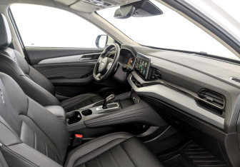 Подержанный автомобиль Haval F7x 2023 года (11 фото)