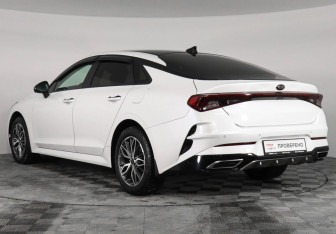 Подержанный автомобиль Kia K5 2020 года (7 фото)