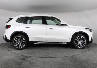 Новый BMW X1 2025 (6 фото)