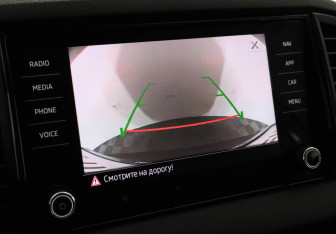 Подержанный автомобиль Skoda Karoq 2021 года (13 фото)