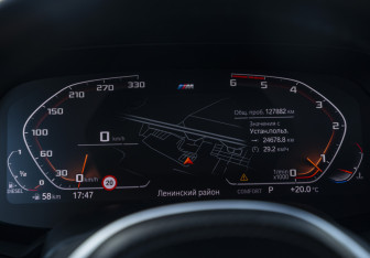 Подержанный автомобиль BMW X6 2020 года (11 фото)