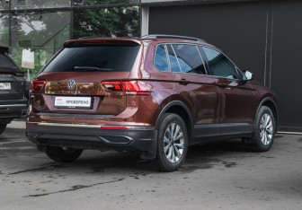 Подержанный автомобиль Volkswagen Tiguan 2021 года (4 фото)