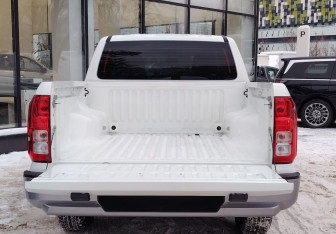 Новый Mitsubishi L200 2025 (16 фото)