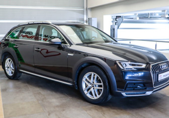 Подержанный автомобиль Audi A4 allroad 2017 года (3 фото)