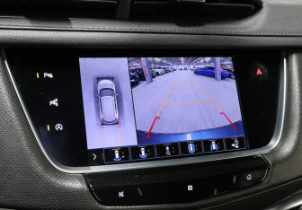 Подержанный автомобиль Cadillac XT5 2020 года (20 фото)