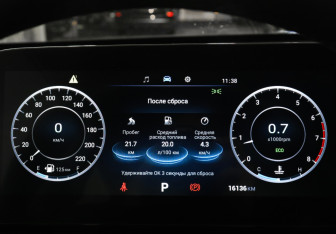 Подержанный автомобиль Omoda C5 2024 года (11 фото)