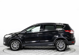 Подержанный автомобиль Ford Kuga 2014 года (3 фото)