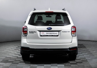 Подержанный автомобиль Subaru Forester Suv 2016 года (6 фото)