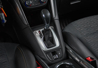 Подержанный автомобиль Opel Zafira Minivan 2013 года (14 фото)