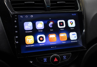 Подержанный автомобиль Hyundai Solaris Sedan 2011 года (18 фото)