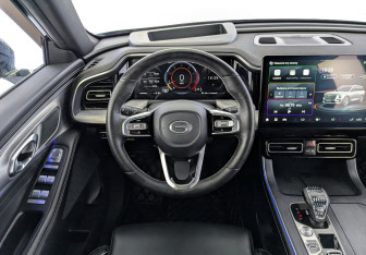 Подержанный автомобиль GAC GS8 2024 года (22 фото)