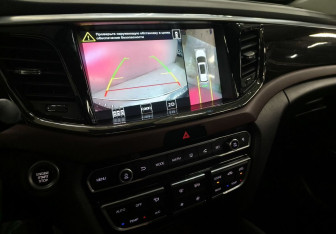 Подержанный автомобиль GAC GS8 2021 года (17 фото)