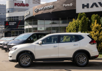 Новый Nissan X-Trail 2025 (4 фото)