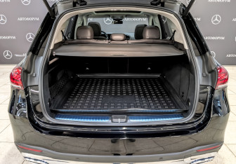 Подержанный автомобиль Mercedes-Benz GLE 2022 года (10 фото)