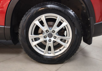 Подержанный автомобиль Mazda CX-5 2013 года (9 фото)