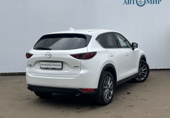 Подержанный автомобиль Mazda CX-5 2018 года (5 фото)