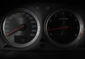 Подержанный автомобиль Volvo XC90 2006 года (13 фото)