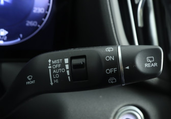 Подержанный автомобиль Hongqi HS3 2024 года (19 фото)