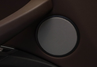 Подержанный автомобиль BMW X3 2024 года (15 фото)