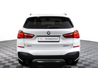 Подержанный автомобиль BMW X1 2019 года (6 фото)