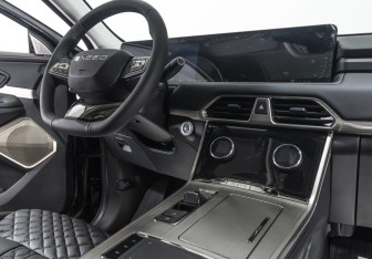 Подержанный автомобиль Exeed TXL 2023 года (8 фото)