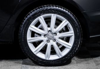 Подержанный автомобиль Audi A6 Sedan 2015 года (15 фото)