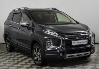 Подержанный автомобиль Mitsubishi Xpander 2022 года (3 фото)