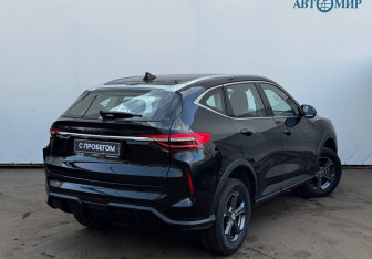 Подержанный автомобиль Haval F7 2024 года (8 фото)