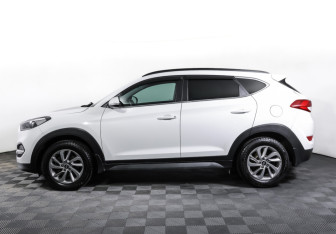 Подержанный автомобиль Hyundai Tucson 2016 года (8 фото)