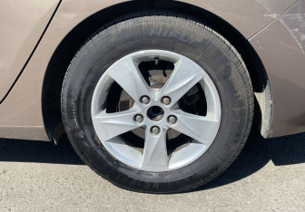 Подержанный автомобиль Hyundai i30 Wagon 2013 года (12 фото)