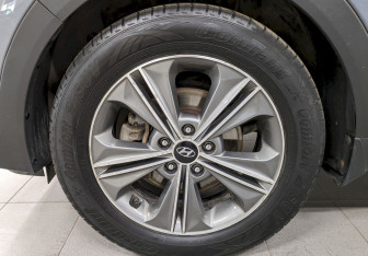 Подержанный автомобиль Hyundai Creta 2016 года (17 фото)