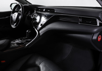 Подержанный автомобиль Toyota Camry Sedan 2019 года (11 фото)