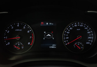 Подержанный автомобиль Kia Stinger 2021 года (12 фото)
