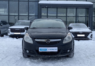 Подержанный автомобиль Opel Corsa 2008 года (2 фото)