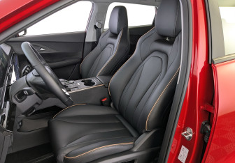 Подержанный автомобиль Omoda C5 2024 года (21 фото)