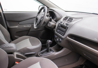 Подержанный автомобиль Chevrolet Cobalt Sedan 2020 года (10 фото)