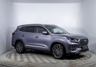 Подержанный автомобиль Chery Tiggo 8 Pro 2023 года (3 фото)