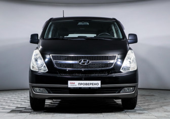 Подержанный автомобиль Hyundai H-1 2010 года (2 фото)