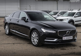 Подержанный автомобиль Volvo S90 2019 года (6 фото)
