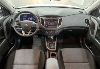 Подержанный автомобиль Hyundai Creta 2017 года (13 фото)