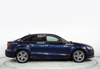 Подержанный автомобиль Audi A3 Sedan 2018 года (4 фото)