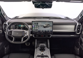 Подержанный автомобиль Jetour T2 2025 года (14 фото)